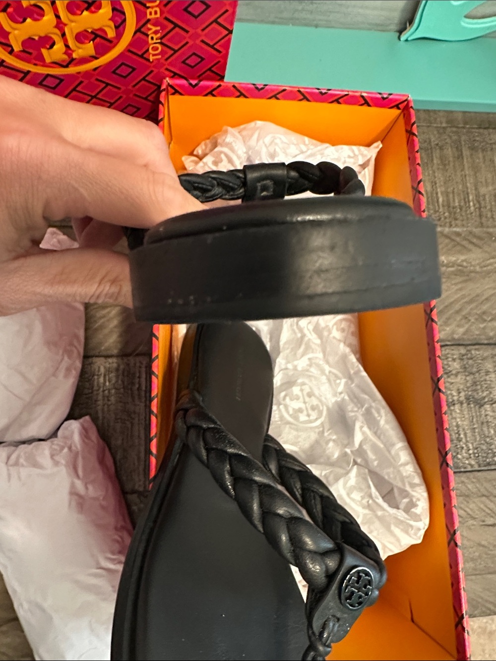 Tory Burch Braided Benton Thong Size 8 - Picture 7 of 9